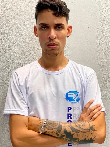 Carlos Leonardo, aluno aprovado na Polícia Civil